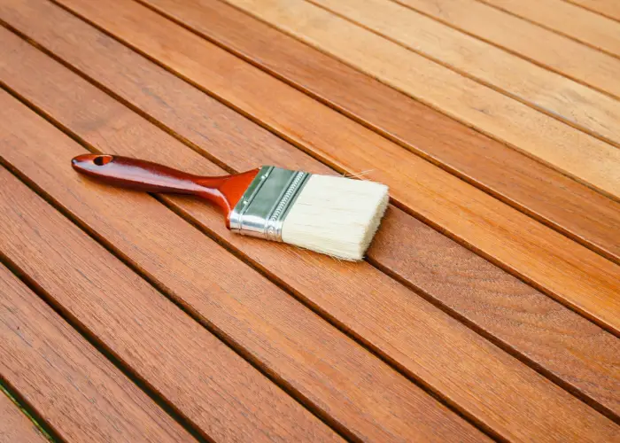 Покрытие маслом древесины